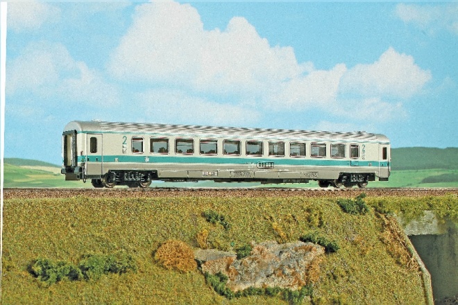Passenger car 2nd class type EuroCity<br /><a href='images/pictures/ACME/52861_900.jpg' target='_blank'>Full size image</a>